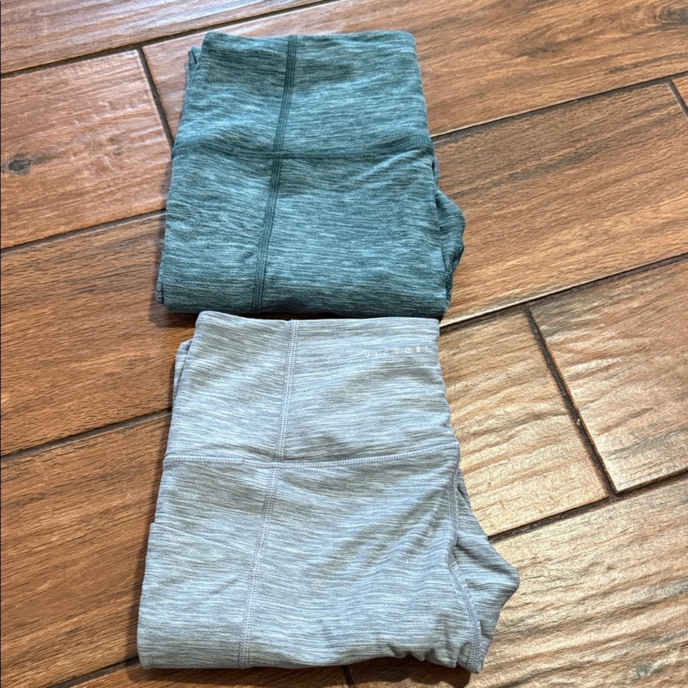 Victoria's Secret Gray & green Leggings